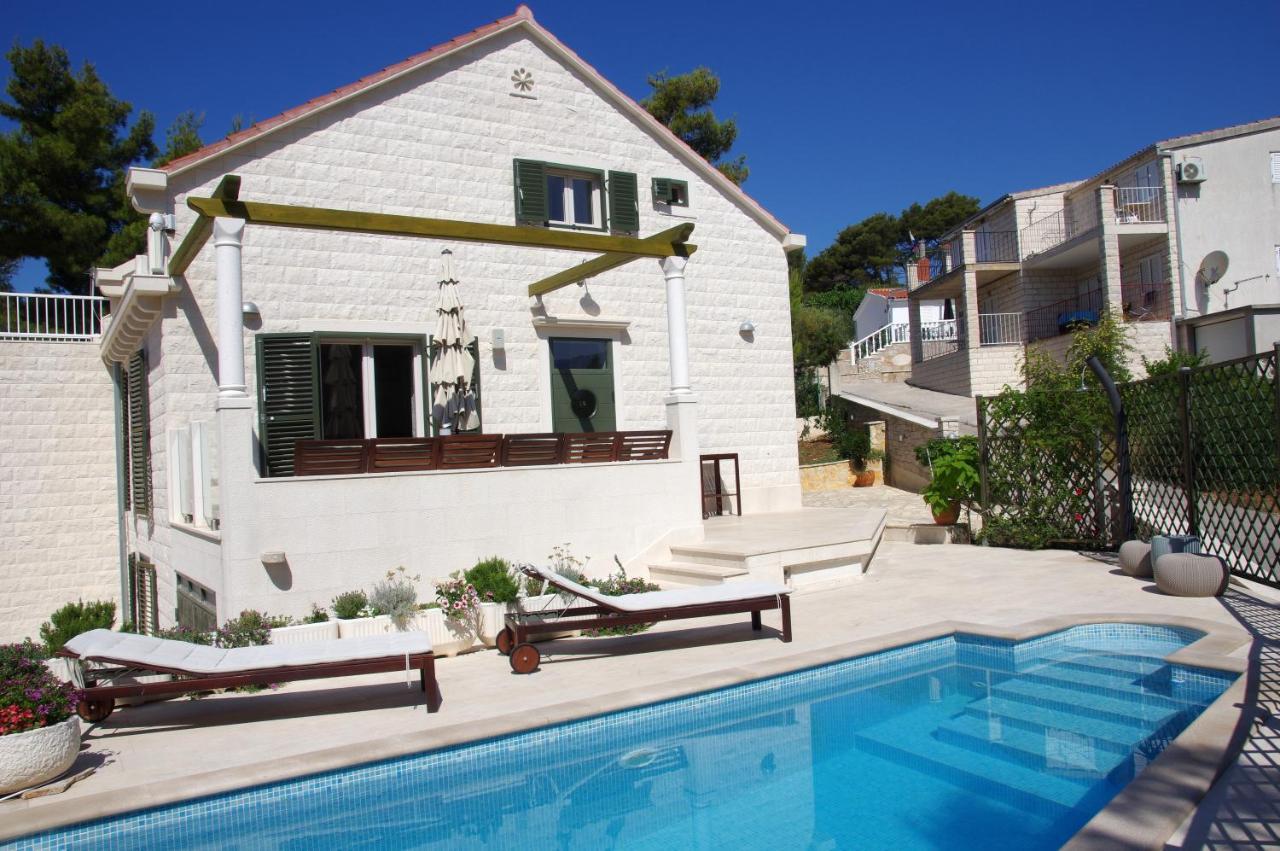 Holiday Home Nevista Сумартин Экстерьер фото