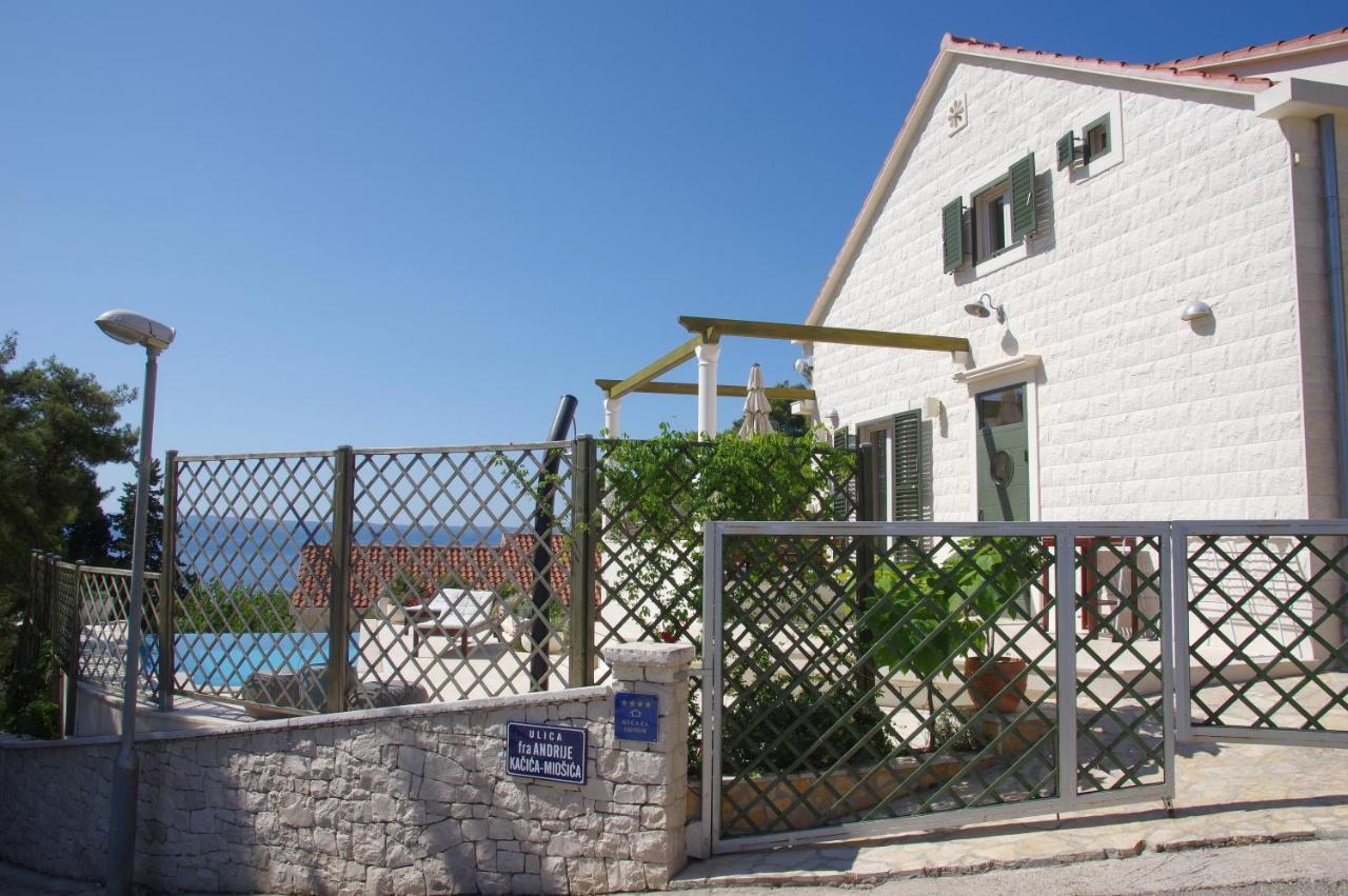 Holiday Home Nevista Сумартин Экстерьер фото