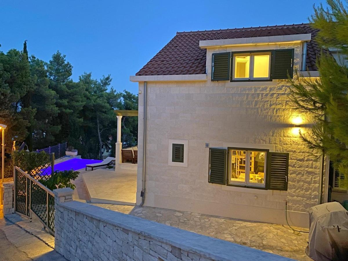 Holiday Home Nevista Сумартин Экстерьер фото